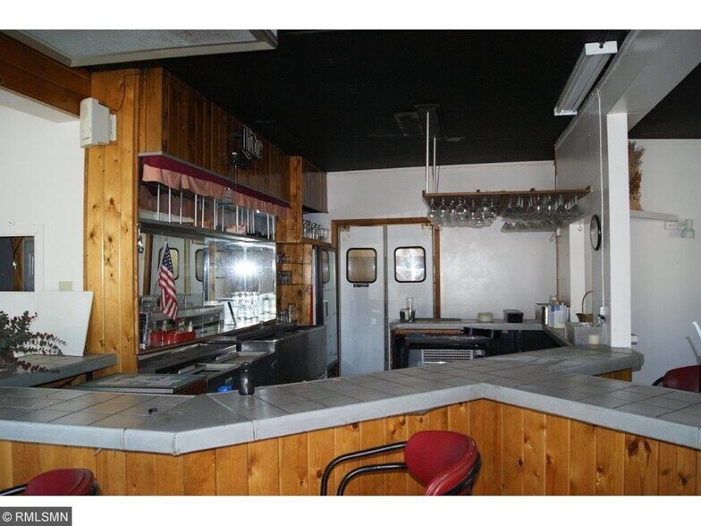More Photos Of 500 1st St E, Park Rapids Restaurant For Sale