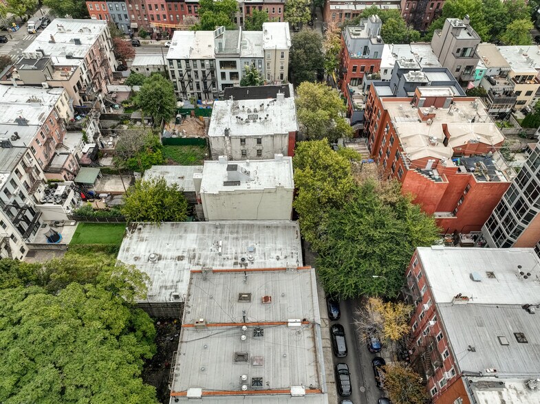 More Photos Of 101-103 Luquer St, Brooklyn Warehouse For Sale
