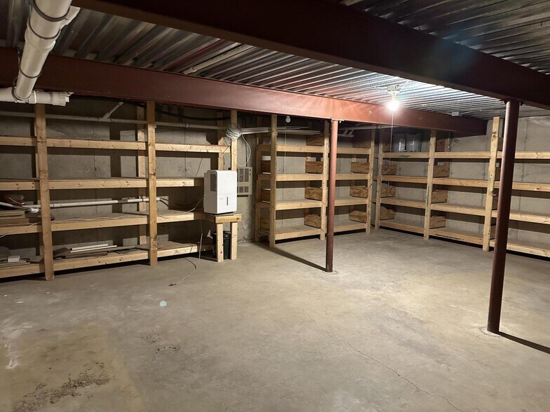 More Photos Of 521 Vischer Ferry Rd, Clifton Park Medical For Lease