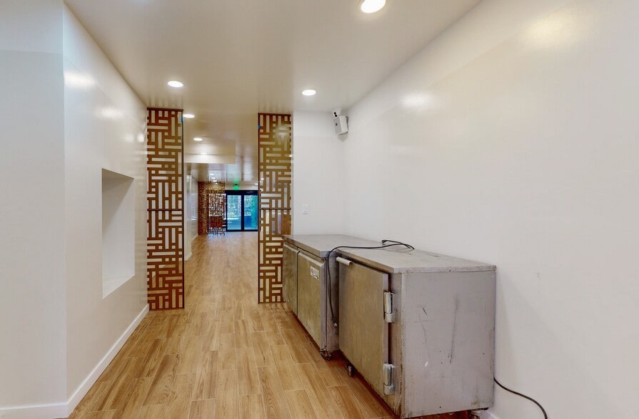More Photos Of 2150 Fifth Ave, New York Storefront Retail Office For Sale