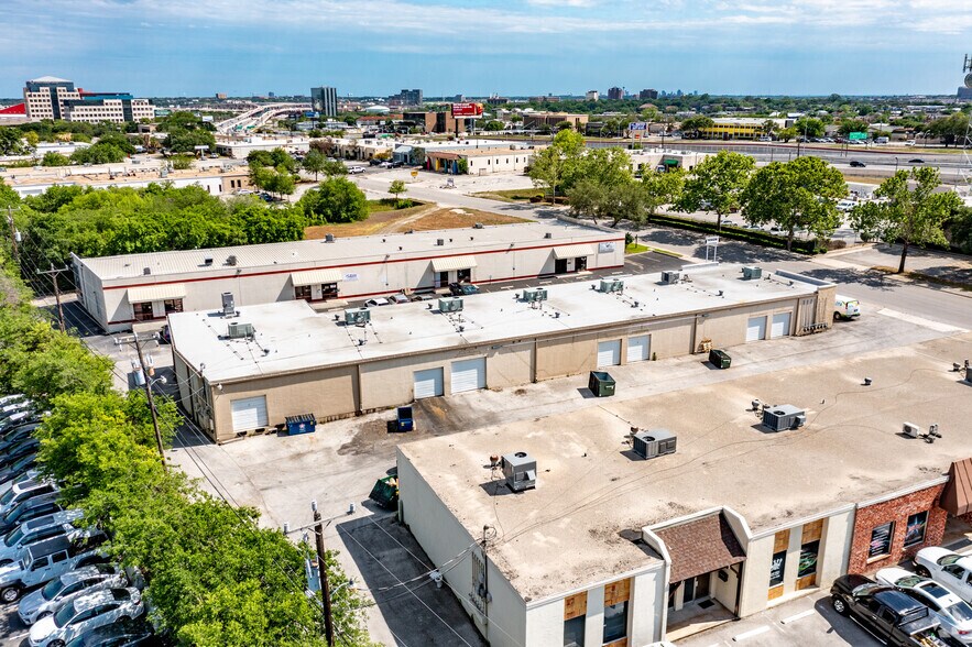 More Photos Of 10646 Gulfdale St, San Antonio Unknown For Lease