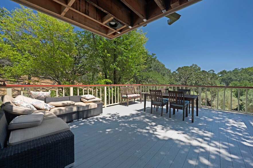 More Photos Of 125 Cristo Ln, Santa Rosa Specialty For Sale