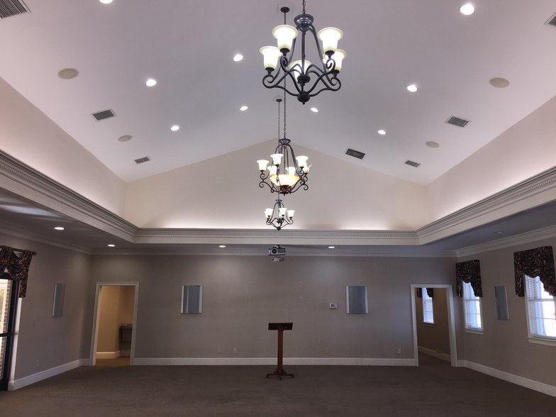 More Photos Of 1006 Gi Maddox Pky, Chatsworth Loft Creative Space For Sale