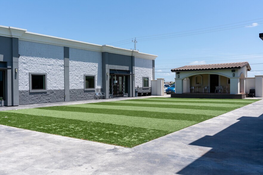 More Photos Of 1290 FM 43, Corpus Christi Storefront For Sale