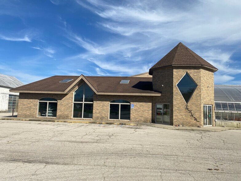 More Photos Of 1717 S Euclid Ave, Bay City Garden Center For Sale