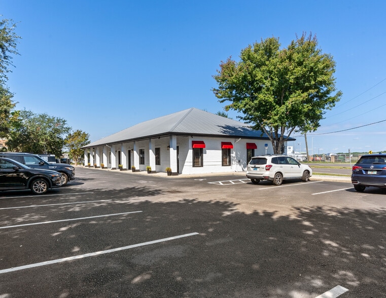 More Photos Of 1012 Airport Rd, Destin Office Residential For Sale