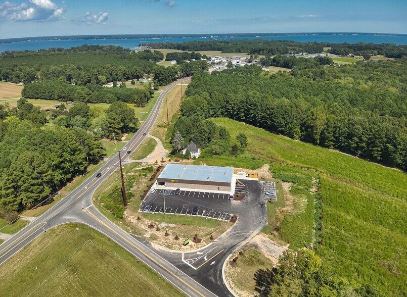 More Photos Of 2022 Greys Point Rd, Topping Freestanding For Sale