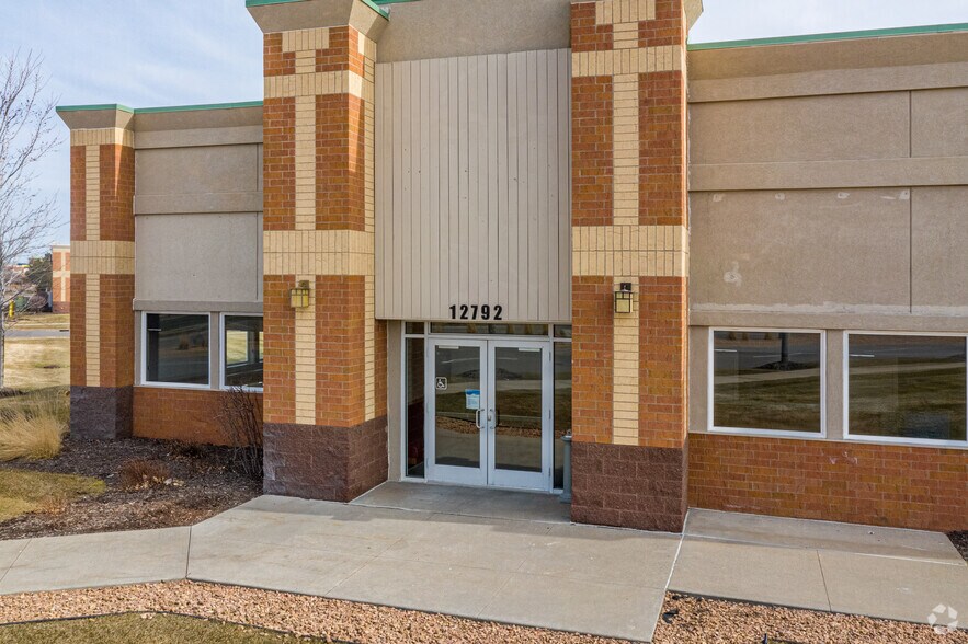 More Photos Of 12792 Riverdale Blvd NW, Coon Rapids Restaurant For Lease