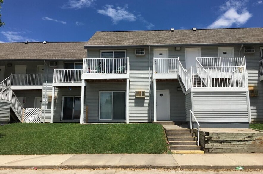 More Photos Of 1615 E Dakota Ave, Pierre Apartments For Sale