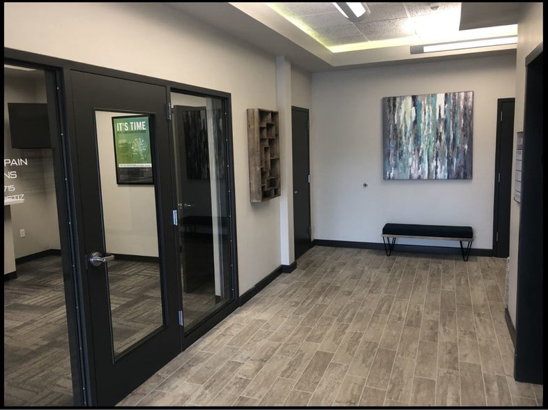 More Photos Of 1215 Crossroads Blvd, Norman Medical For Lease