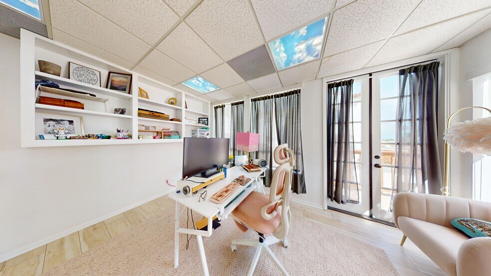 More Photos Of 105 Avenida De La Estrella, San Clemente Office For Sale