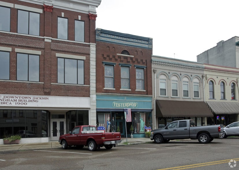 Primary Photo Of 212 N Liberty St, Jackson Storefront Retail Office For Sale