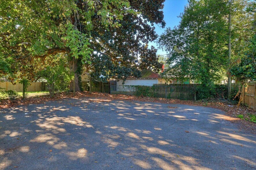 More Photos Of 212 Ellis St, Augusta Apartments For Sale