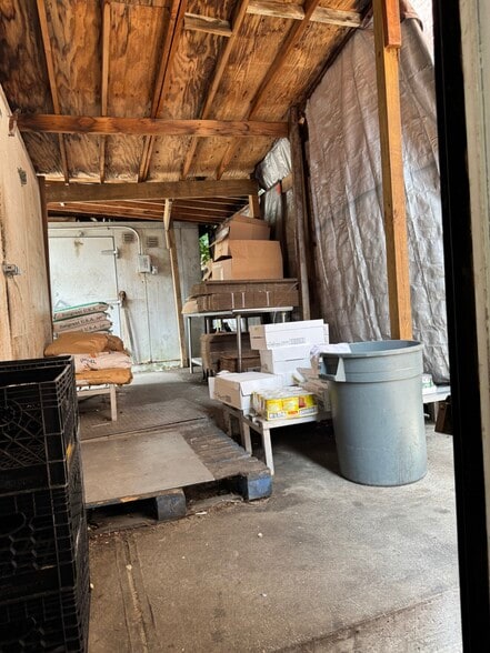 More Photos Of 189-01 Crocheron Ave, Flushing General Retail For Sale