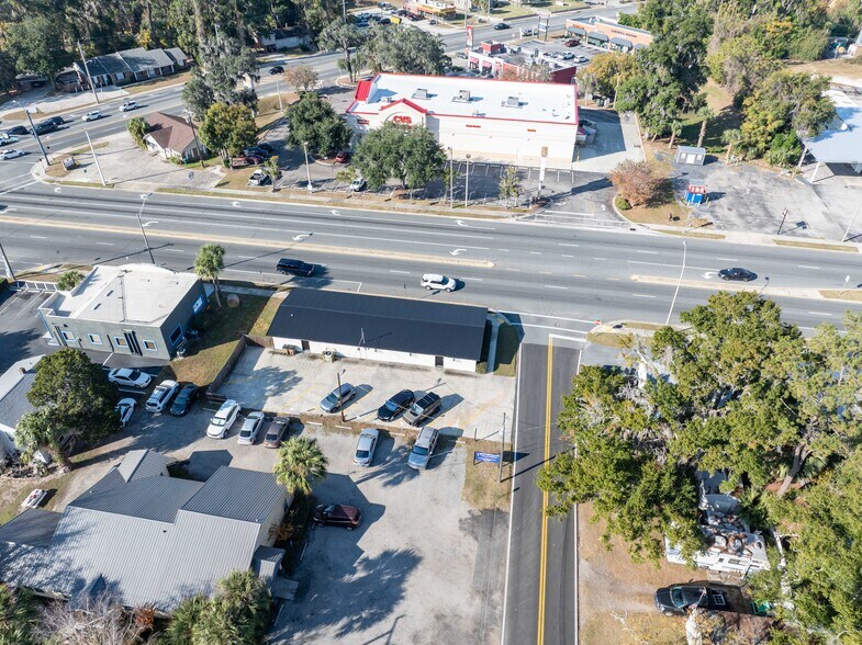 More Photos Of 439 SW Main Blvd, Lake City Office For Lease