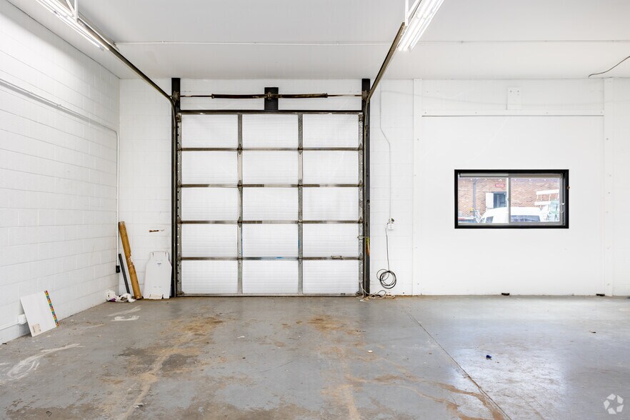 More Photos Of 776 W Baseline Rd, Lafayette Warehouse For Lease