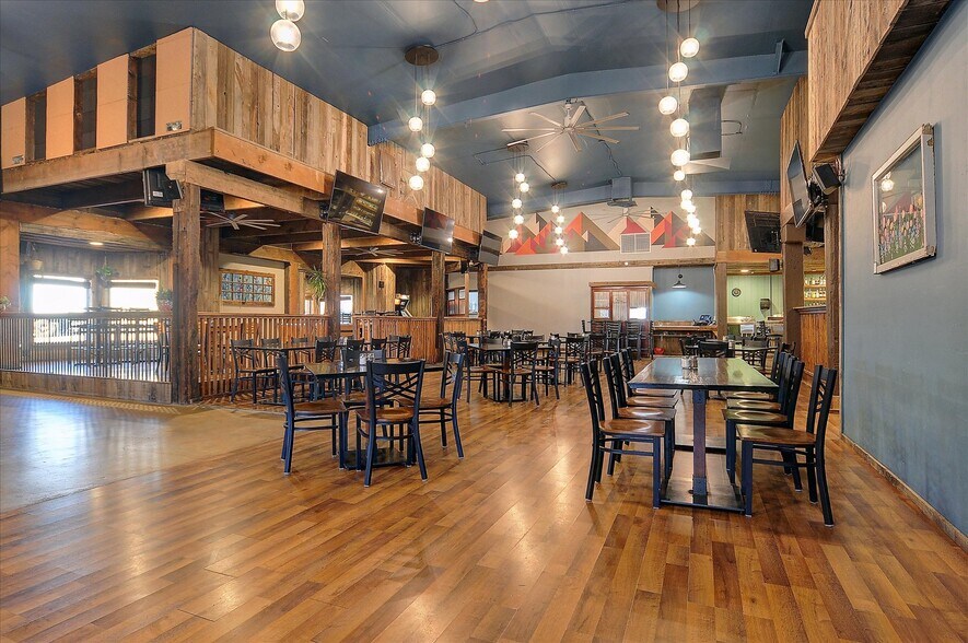 More Photos Of 720 E 50 Hwy, Salida Restaurant For Sale