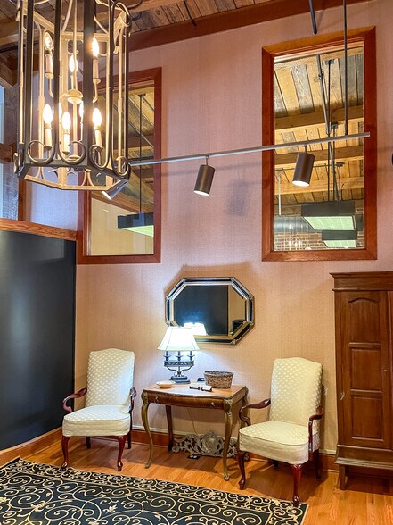 More Photos Of 171 Church St, Charleston Office For Sale