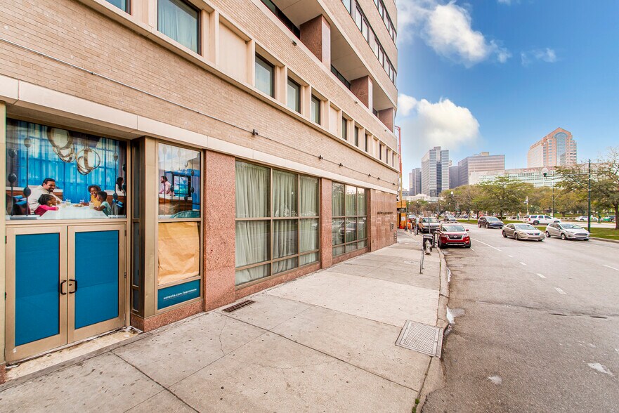 More Photos Of 212 Loyola Ave, New Orleans Hospitality For Sale