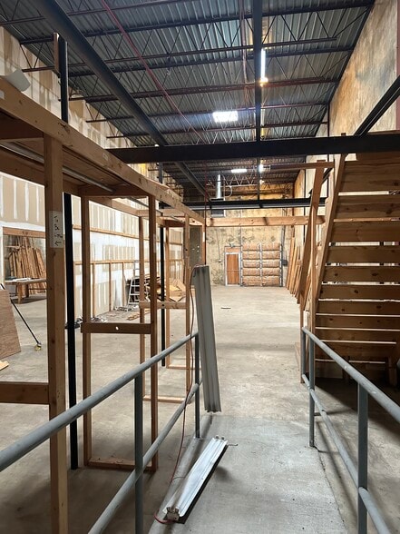 More Photos Of 610 National St, Memphis Freestanding For Lease