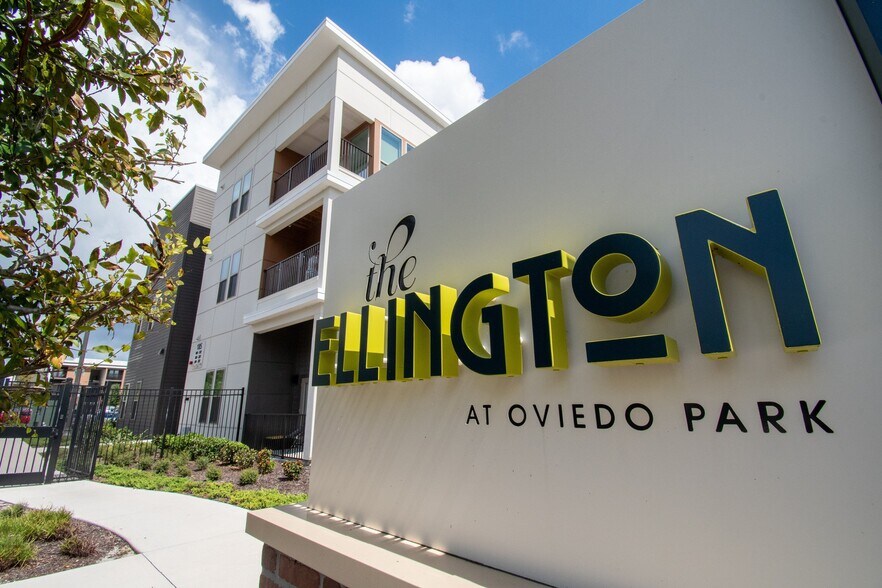 More Photos Of 234 E Mitchell Hammock Rd, Oviedo Apartments For Lease