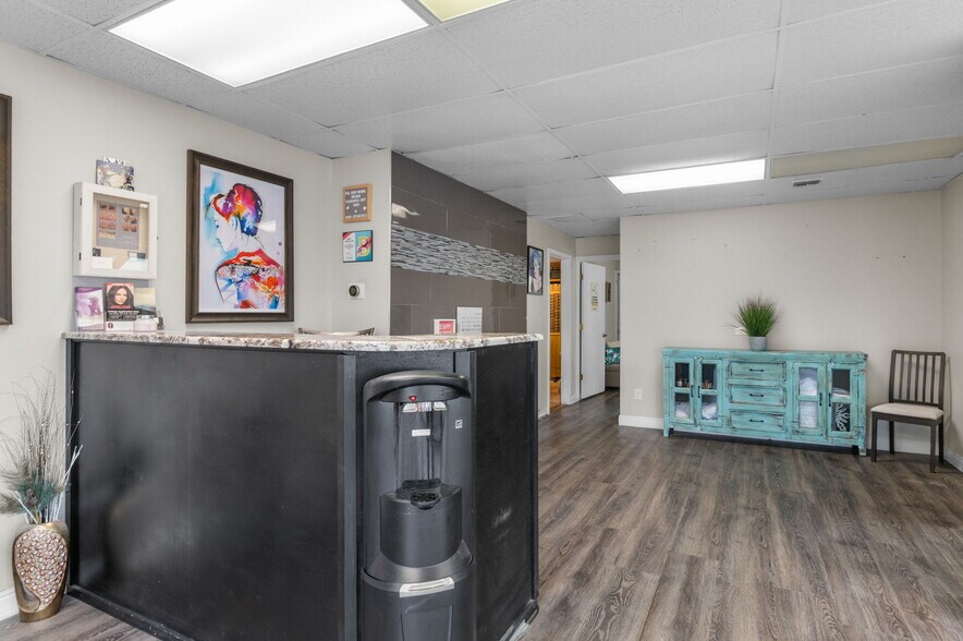 More Photos Of 29713 Troutdale Scenic Dr, Evergreen Office For Sale