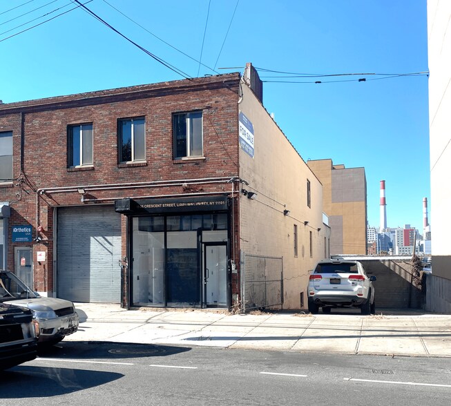 Primary Photo Of 3836 Crescent St, Long Island City Warehouse For Sale