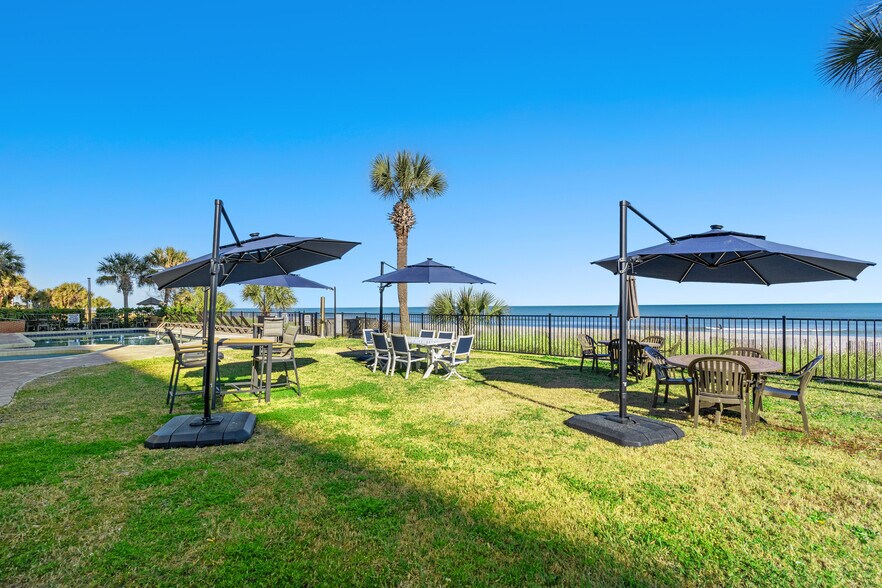 More Photos Of 2209 S Ocean Blvd, Myrtle Beach Hotel For Sale