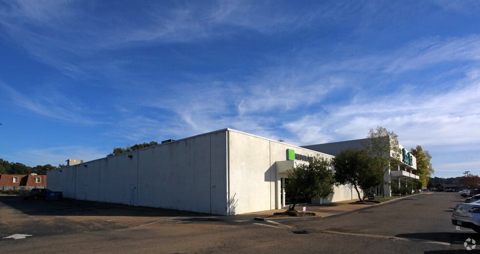 More Photos Of 5070 Interstate 55 N, Jackson Unknown For Lease