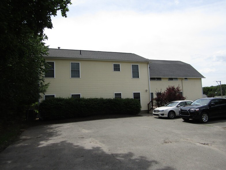 More Photos Of 141 Bellemonte Ave, Hawley Apartments For Sale