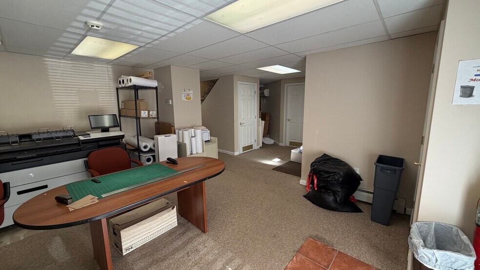 More Photos Of 205 State Route 31 N, Washington Office Residential For Sale
