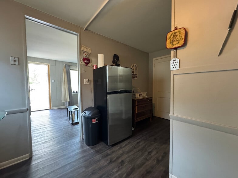 More Photos Of 140 N West St, Crown Point Apartments For Sale
