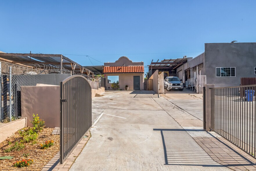 More Photos Of 741 Grand Ave, Spring Valley Contractor Storage Yard For Sale