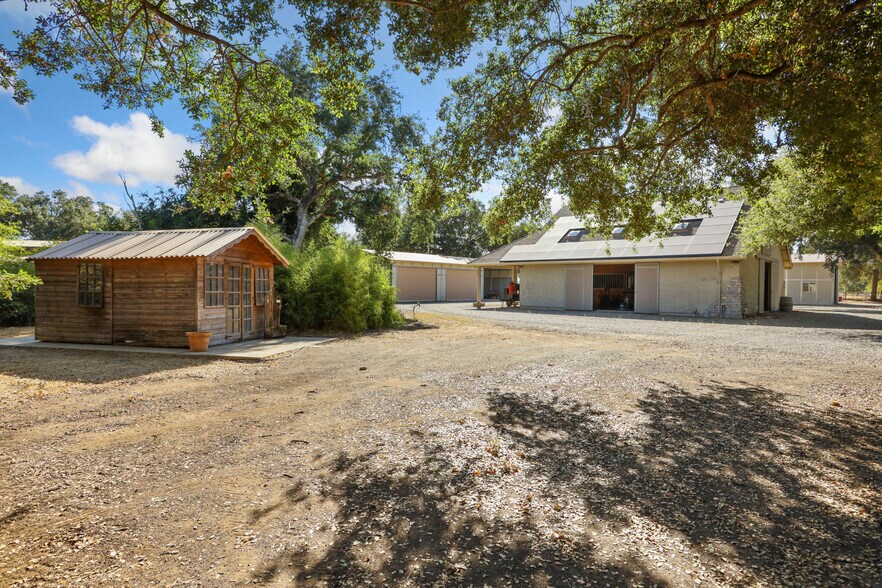 More Photos Of 24521 N McIntire Rd, Clements Land For Sale