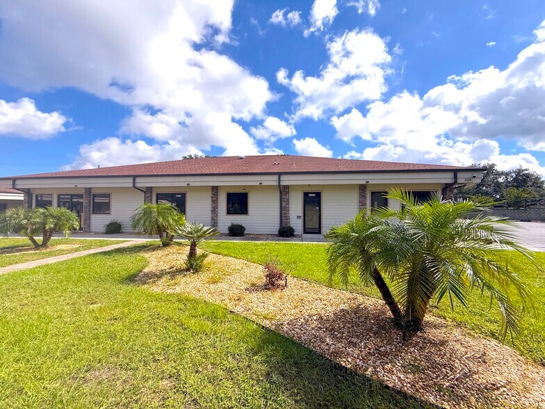 More Photos Of , Lady Lake Office For Sale