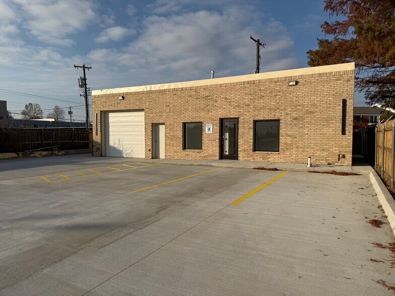 Primary Photo Of 4417 NW 39th St, Oklahoma City Freestanding For Lease