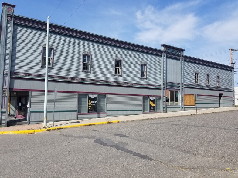 More Photos Of 145 E Chapman St, Ely General Retail For Sale