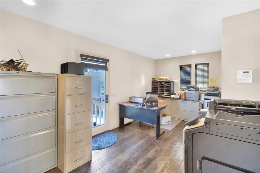 More Photos Of 270 El Dorado St, Monterey Medical For Lease