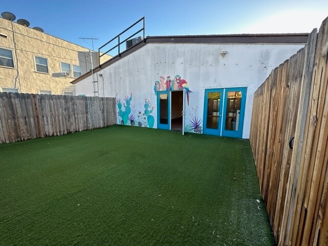 More Photos Of 3525 Glenhurst Ave, Los Angeles Religious Facility For Lease