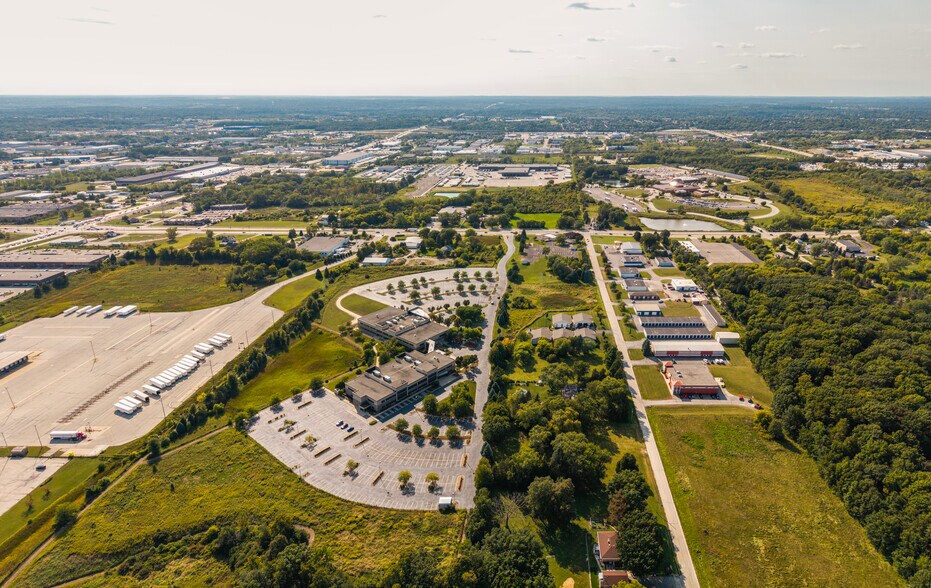 More Photos Of 6744 S Howell Ave, Oak Creek Office For Sale