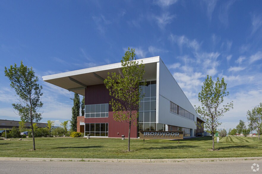 More Photos Of 261211 Wagon Wheel Way, Rocky View No 44 Light Manufacturing For Sale