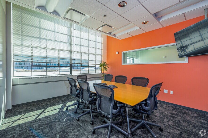 More Photos Of 4220 Duncan Ave, Saint Louis Office For Lease