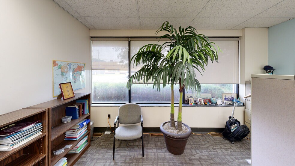 More Photos Of 185 Ainsley Dr, Syracuse Manufacturing For Lease