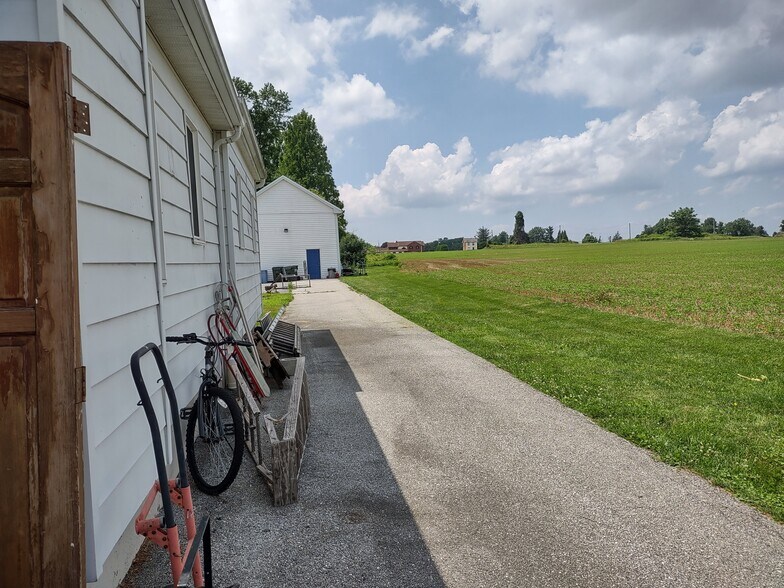 More Photos Of 650 W Baltimore Pike, West Grove Medical For Sale