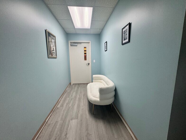 More Photos Of 155 Park Ave, Cranston Storefront Retail Office For Lease