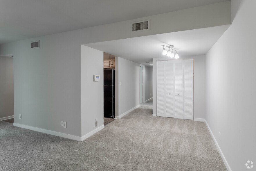 More Photos Of 6701 Carnation St, Richmond Apartments For Sale