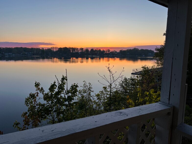 More Photos Of 4945 E Indiana Beach Rd, Monticello Marina For Sale