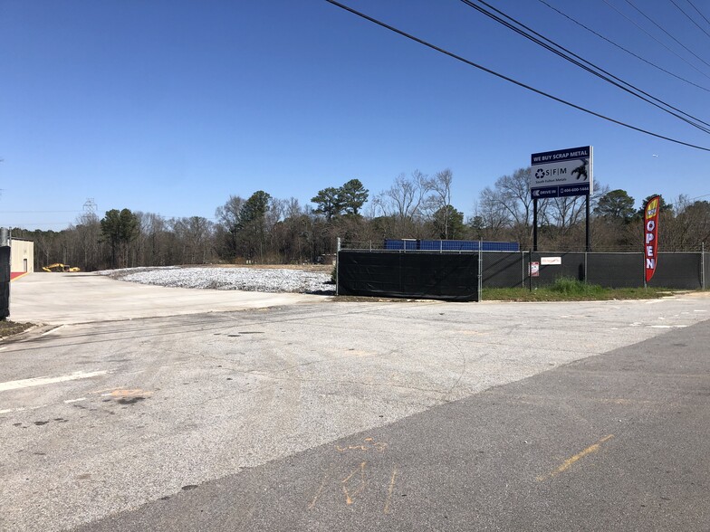 More Photos Of 4255 Roosevelt Hwy, Atlanta Manufacturing For Lease