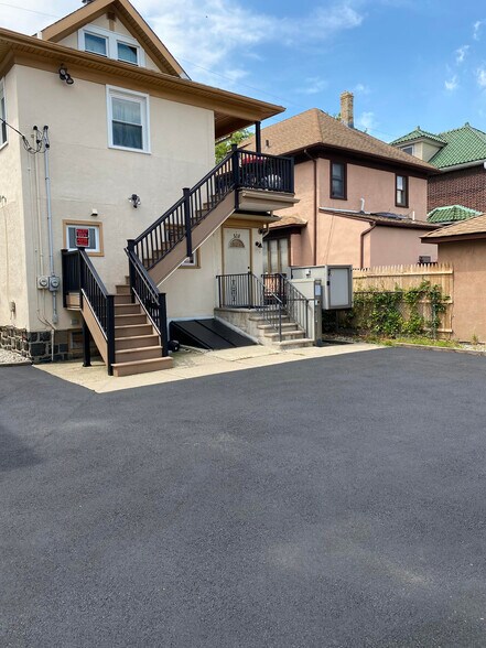 More Photos Of 518 79th St, North Bergen Medical For Sale