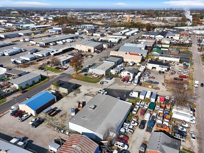 More Photos Of 1518 Petunia Ave, Louisville Warehouse For Sale
